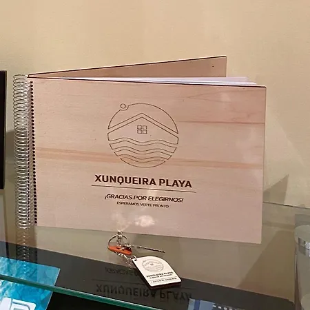 Xunqueira Playa 아파트 *